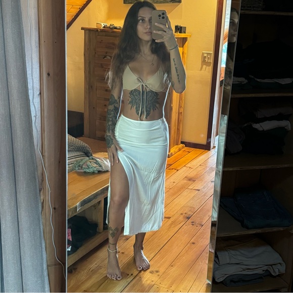 Skirt/bikini cover up - Picture 2 of 6